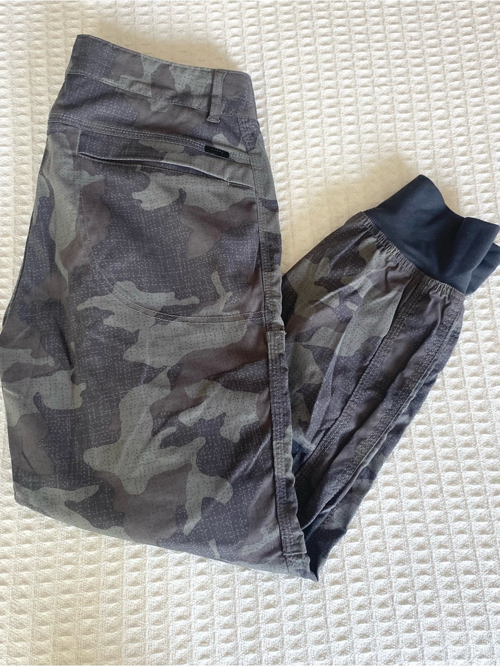 Prana Grey Camouflage Joggers size 8